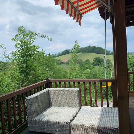 Bed & Breakfast Region Murtensee Münchenwiler Екстериор снимка